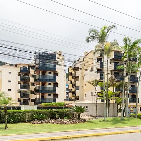 Apartamento Ubatuba Praia Grande-2